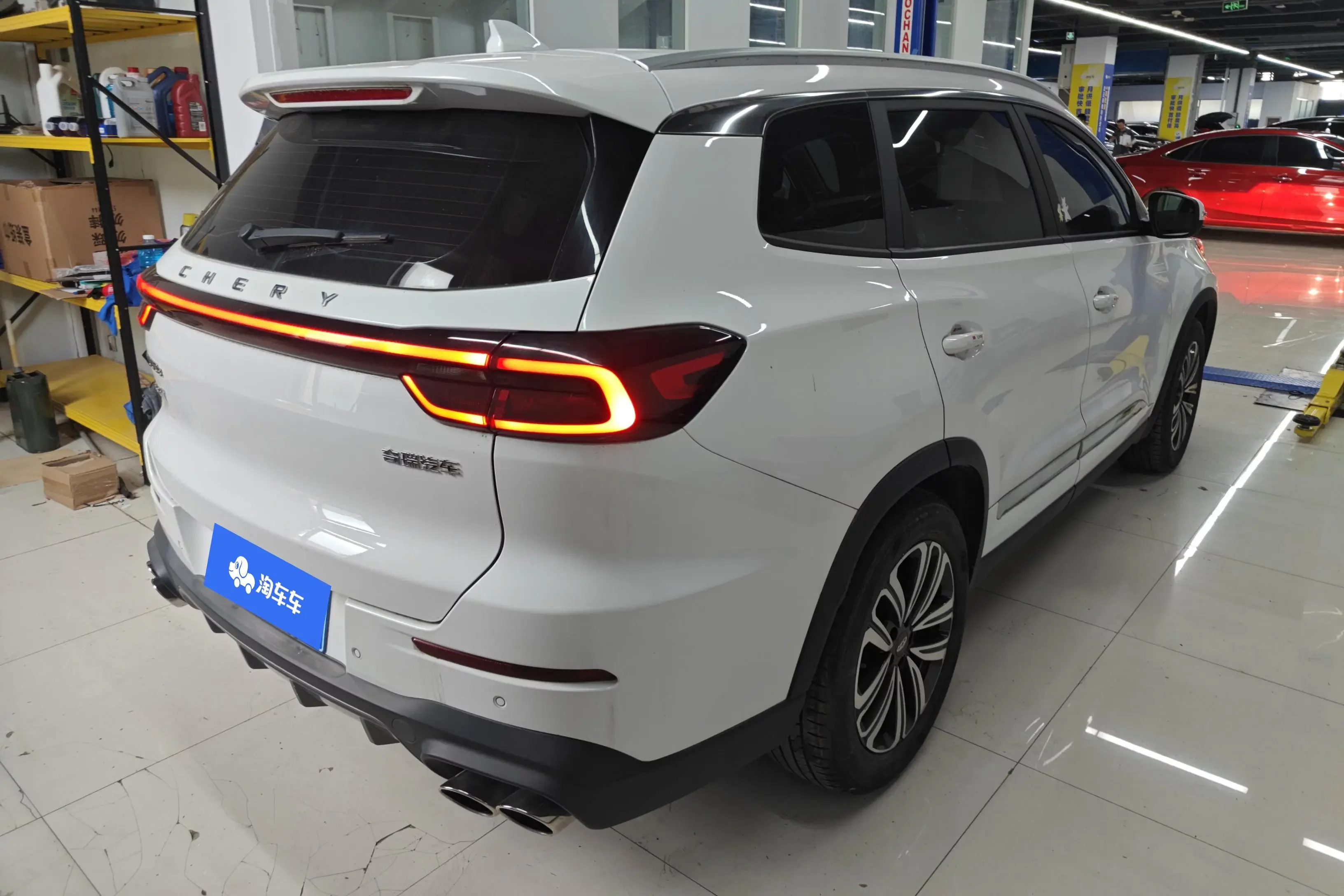 Chery Tiggo 8