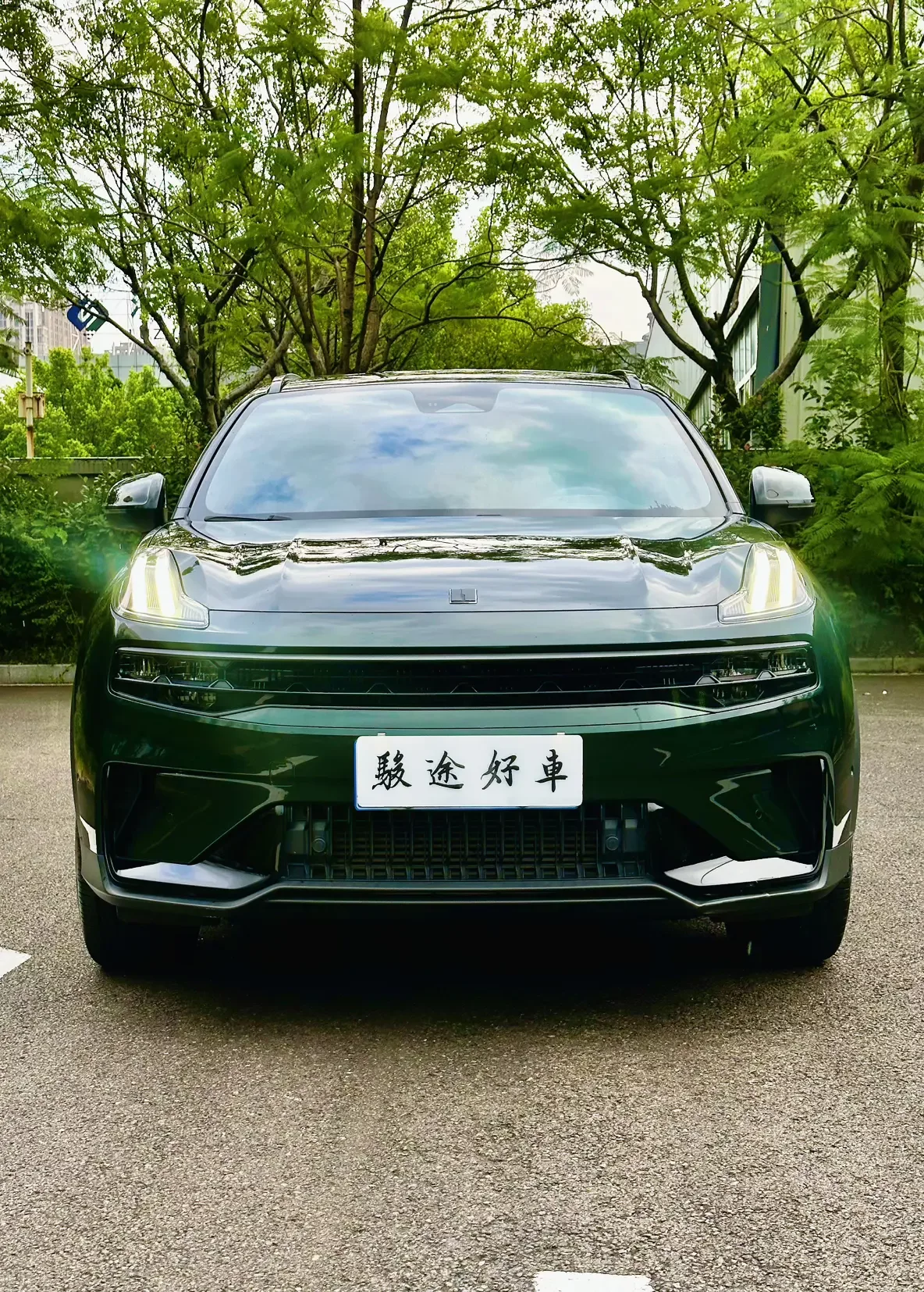 Lynk & Co 06