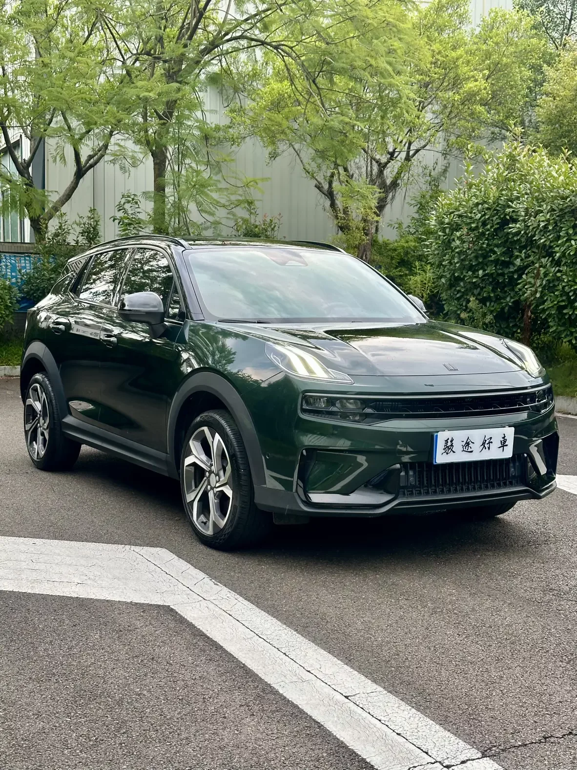 Lynk & Co 06