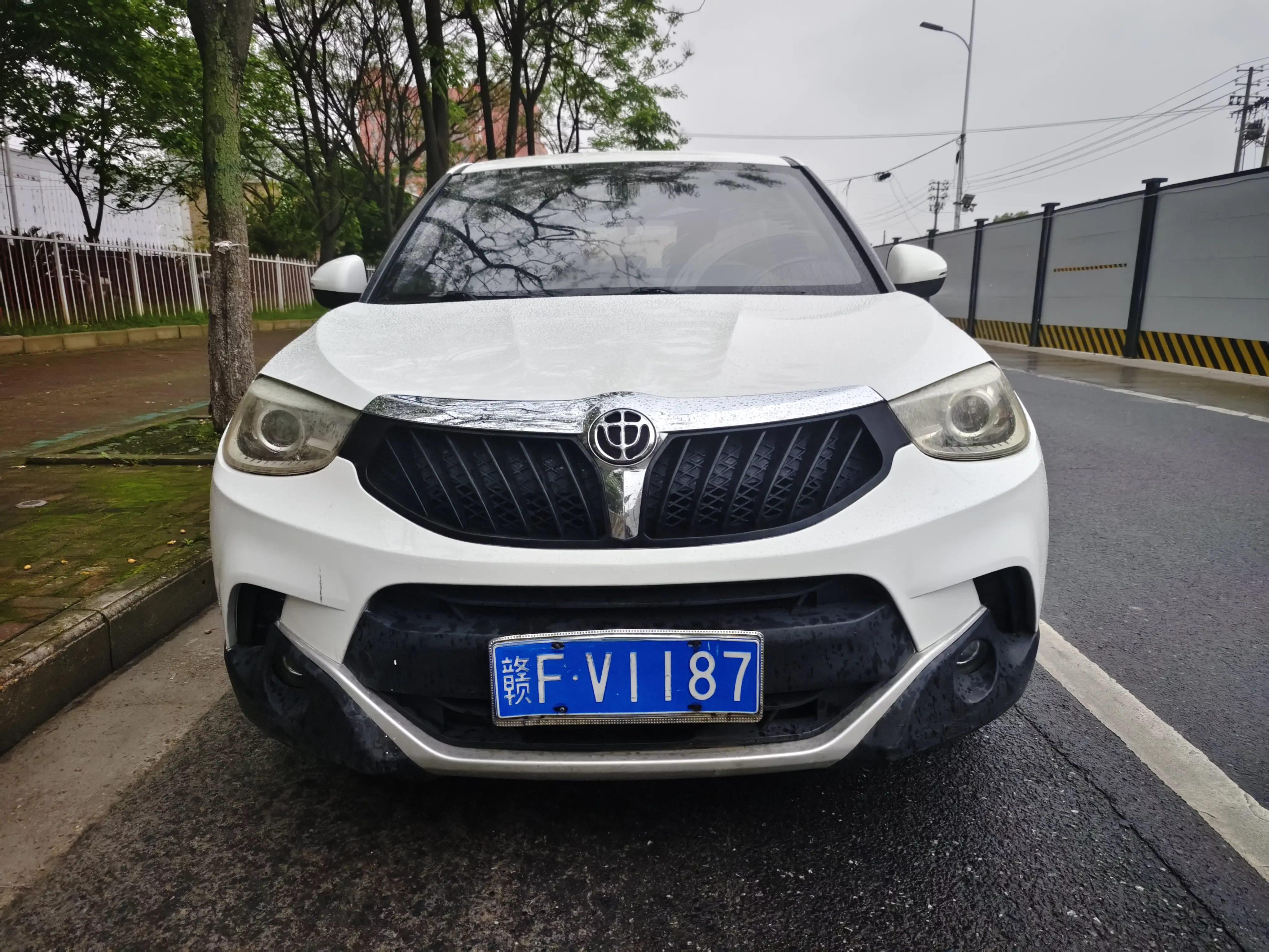 Brilliance China V3