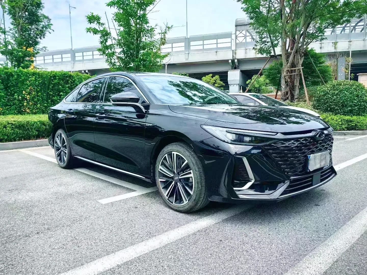 Chery Arrizo 8