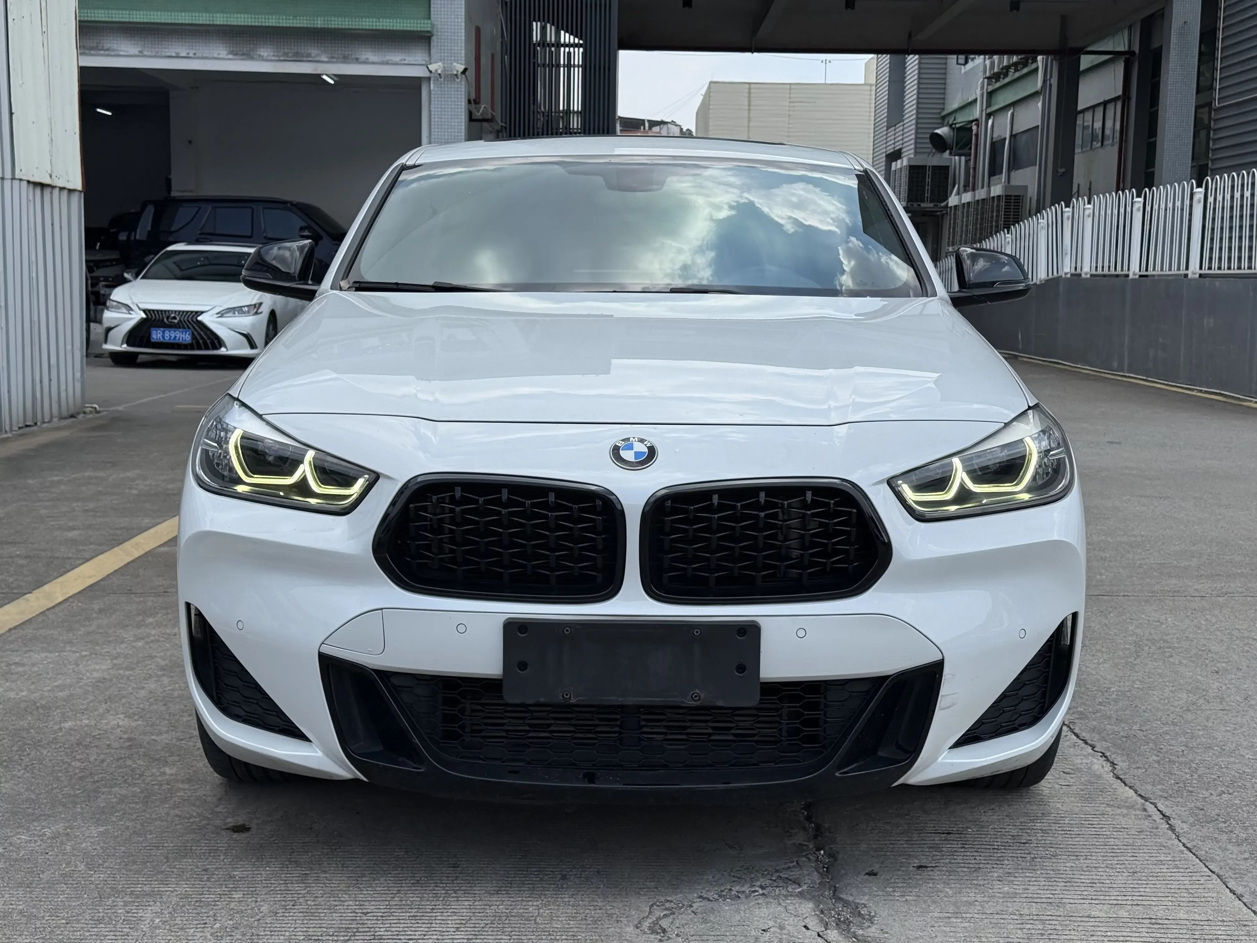 BMW X2