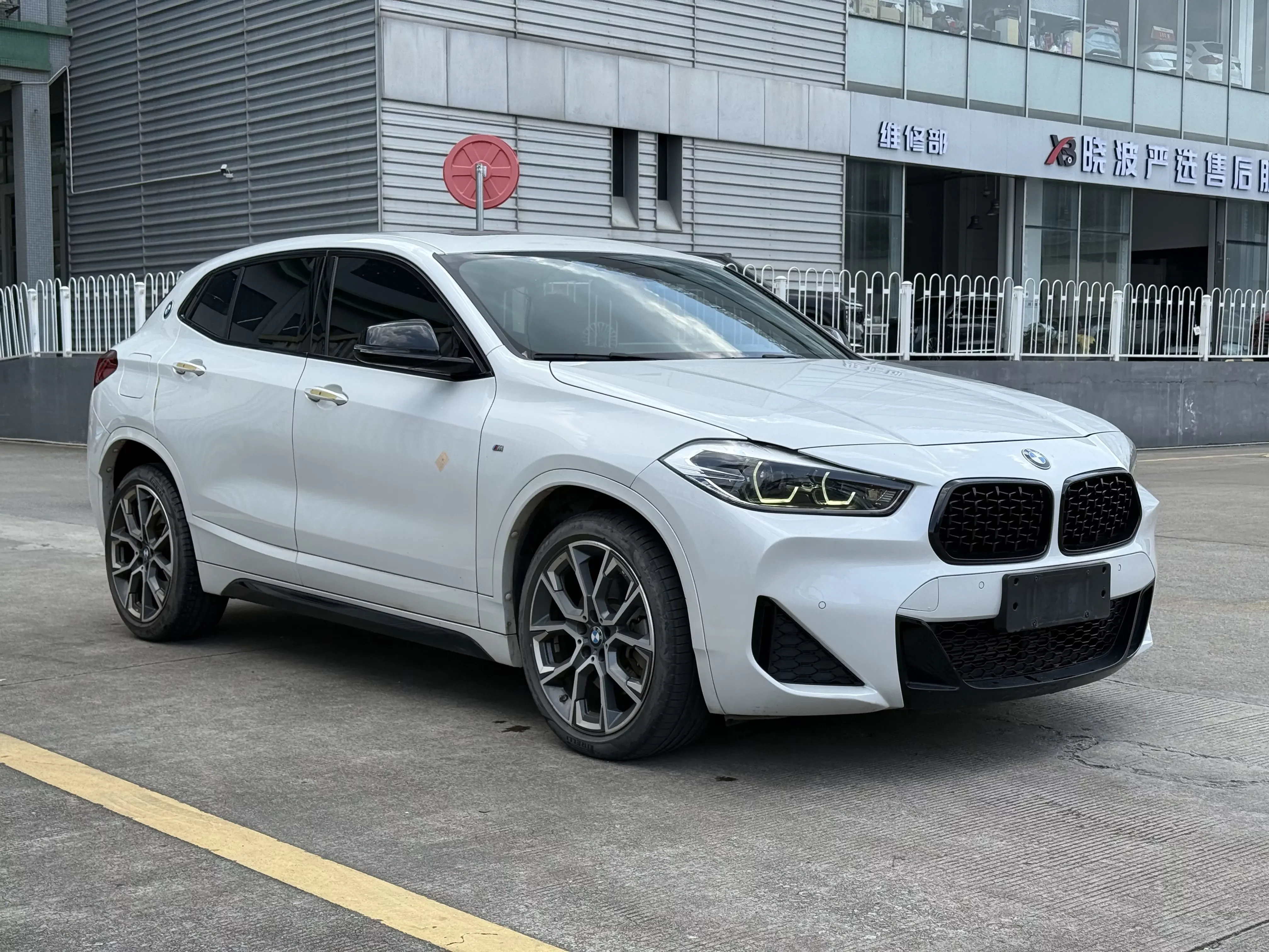 BMW X2