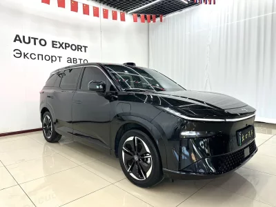 Toyota Bozhi 3X