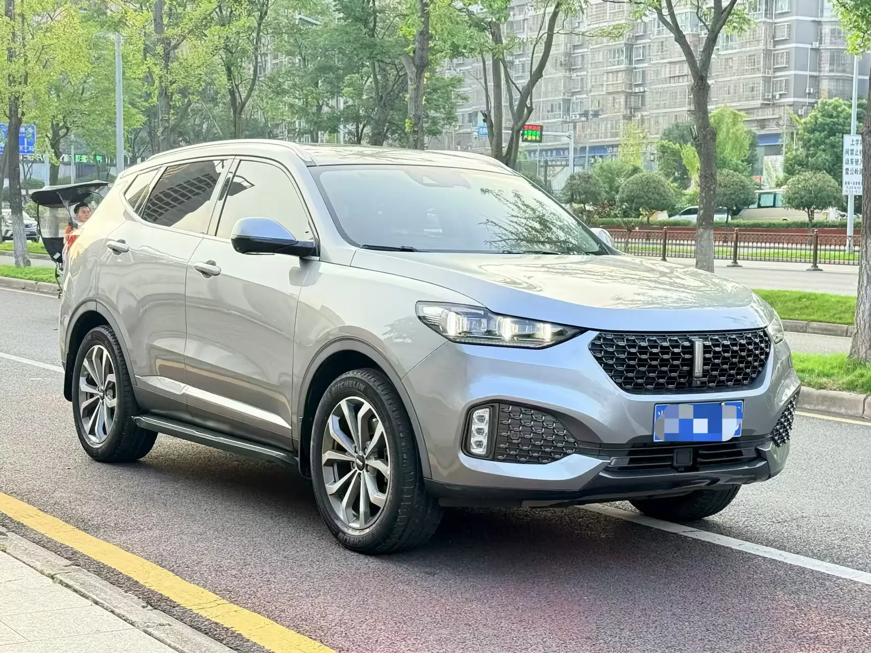 Wey Wei brand VV6