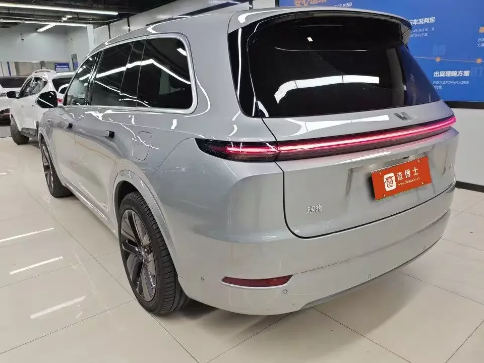 Li L9 (Ideal L9)