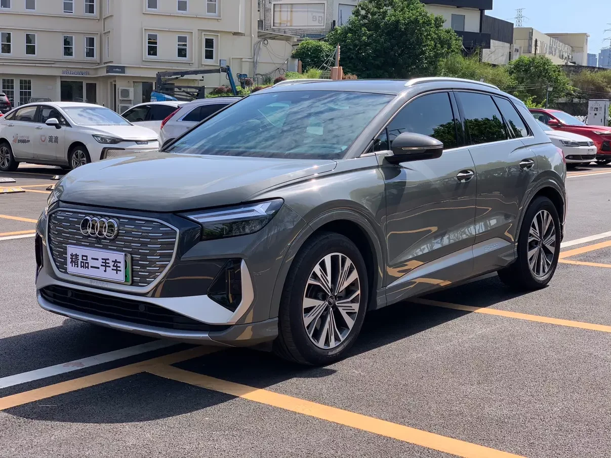 Audi Q4 e-tron