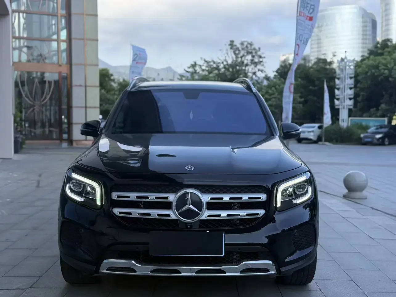 Mercedes-Benz GLB