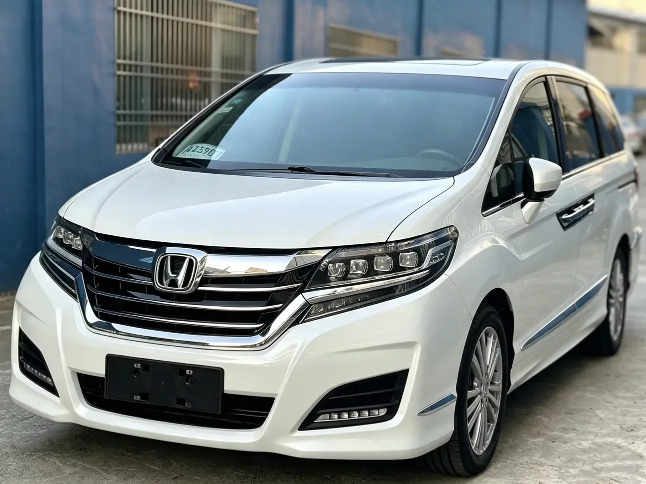 Honda Elysion (Alison)