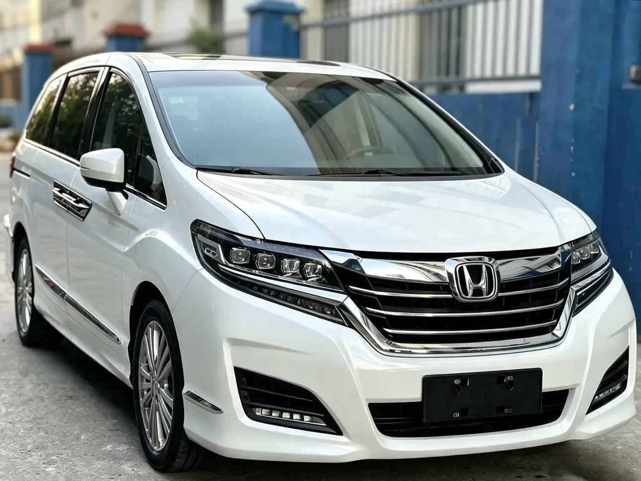 Honda Elysion (Alison)