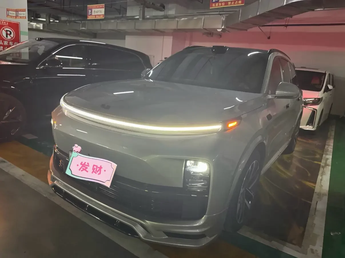 Li L9 (Ideal L9)