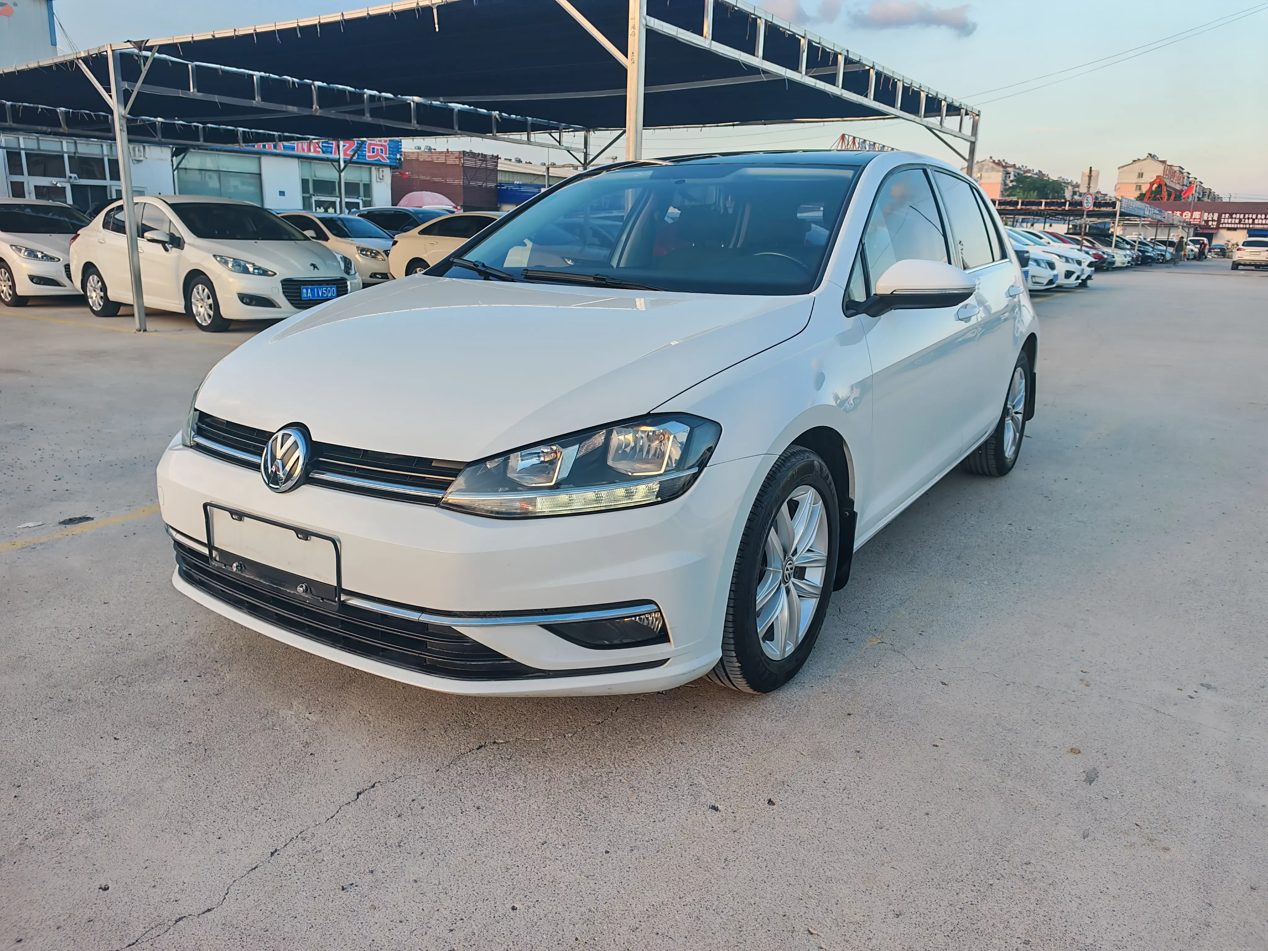 Volkswagen golf