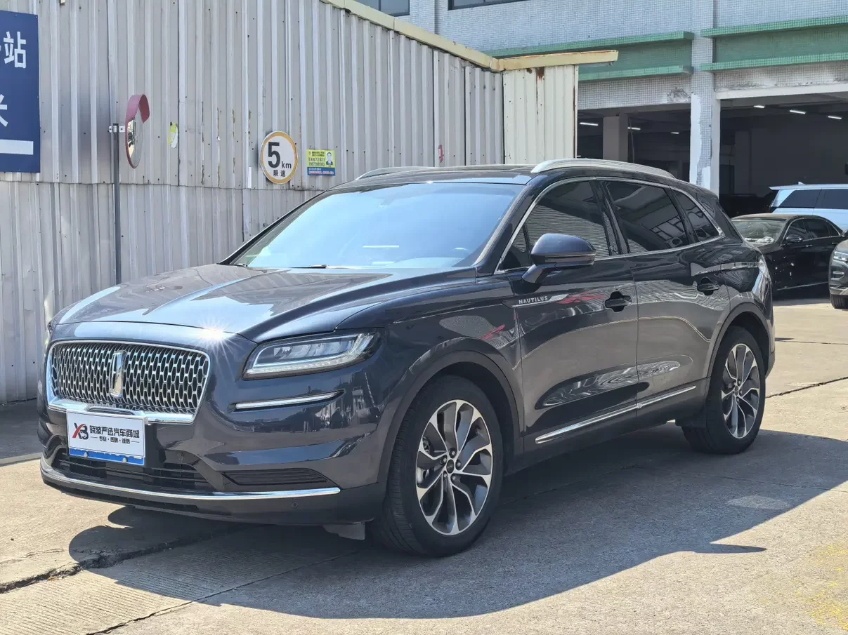 Lincoln navigator