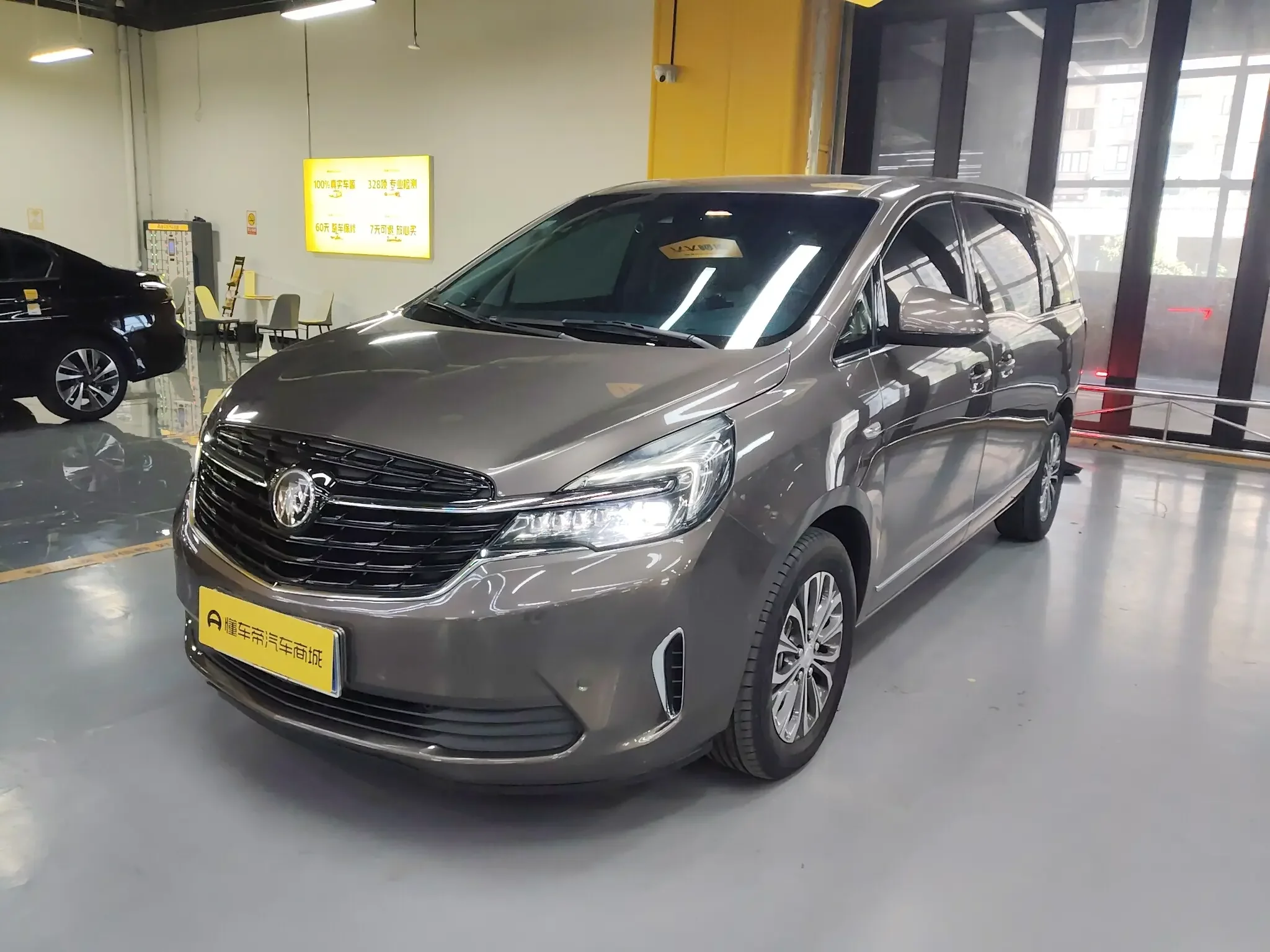 Buick GL8