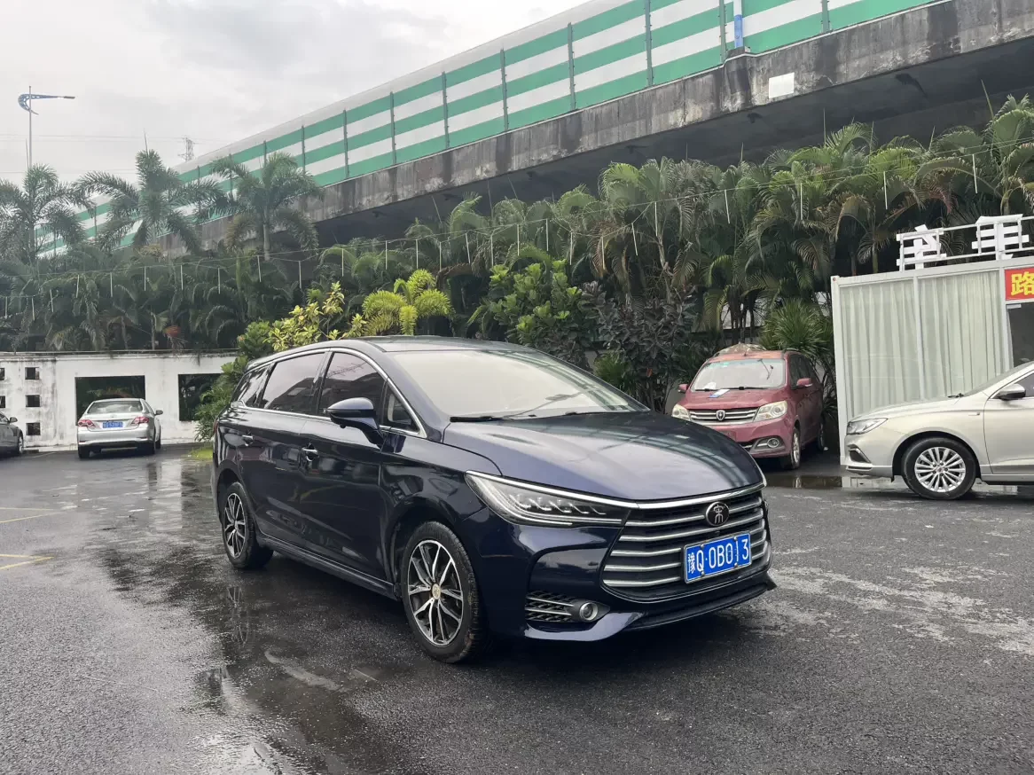 BYD Song MAX