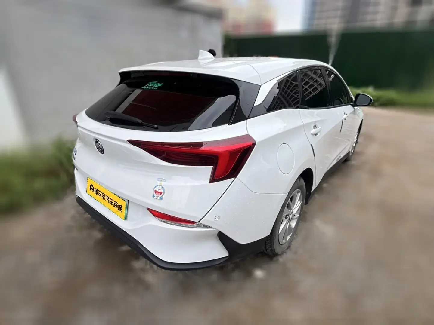 Buick Weilan 6 PHEV