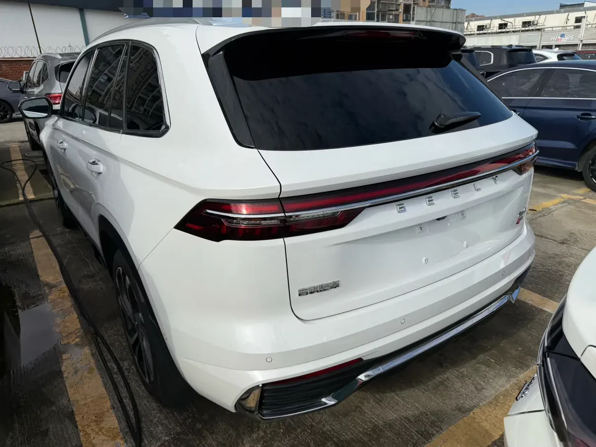 Geely Monjaro (Xingyue L)
