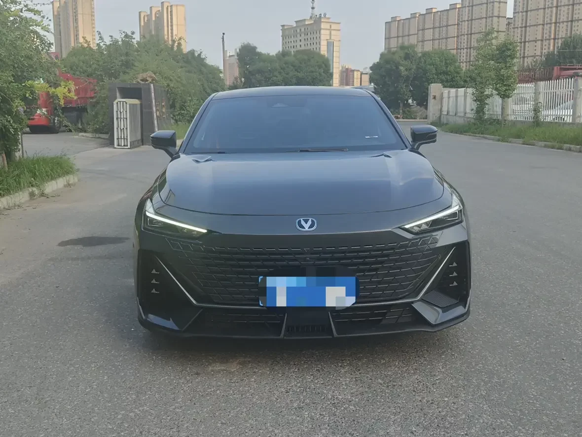Changan UNI-V