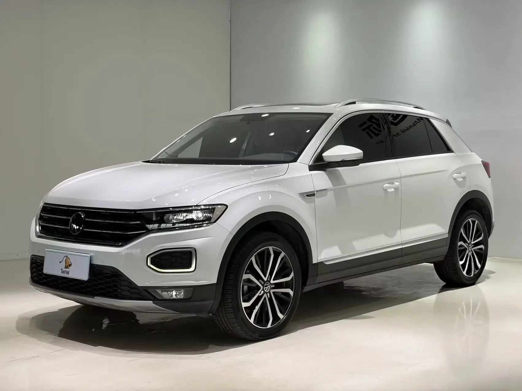 VOLKSWAGEN T-ROC