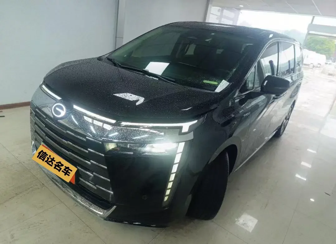 GAC Trumpchi E8 PHEV