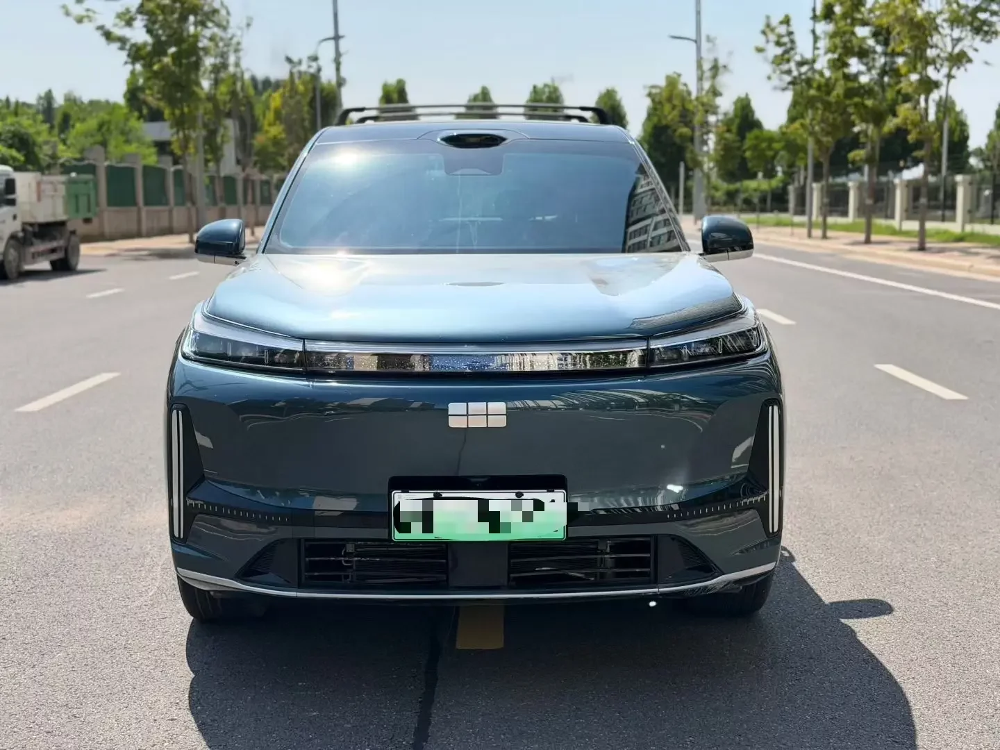 Geely Galaxy M9