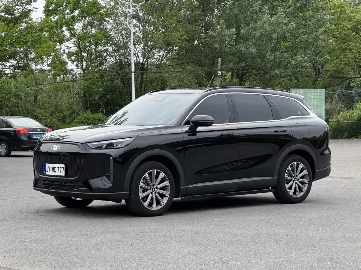 Chery Fengyun T9