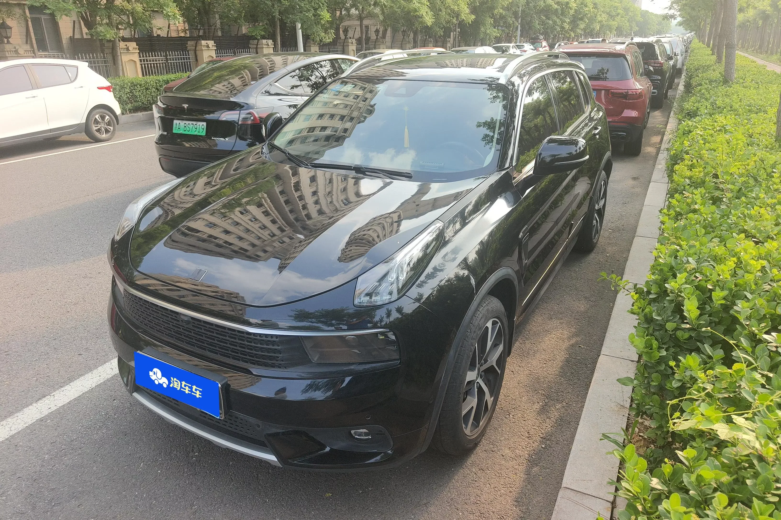 Lynk & Co 01