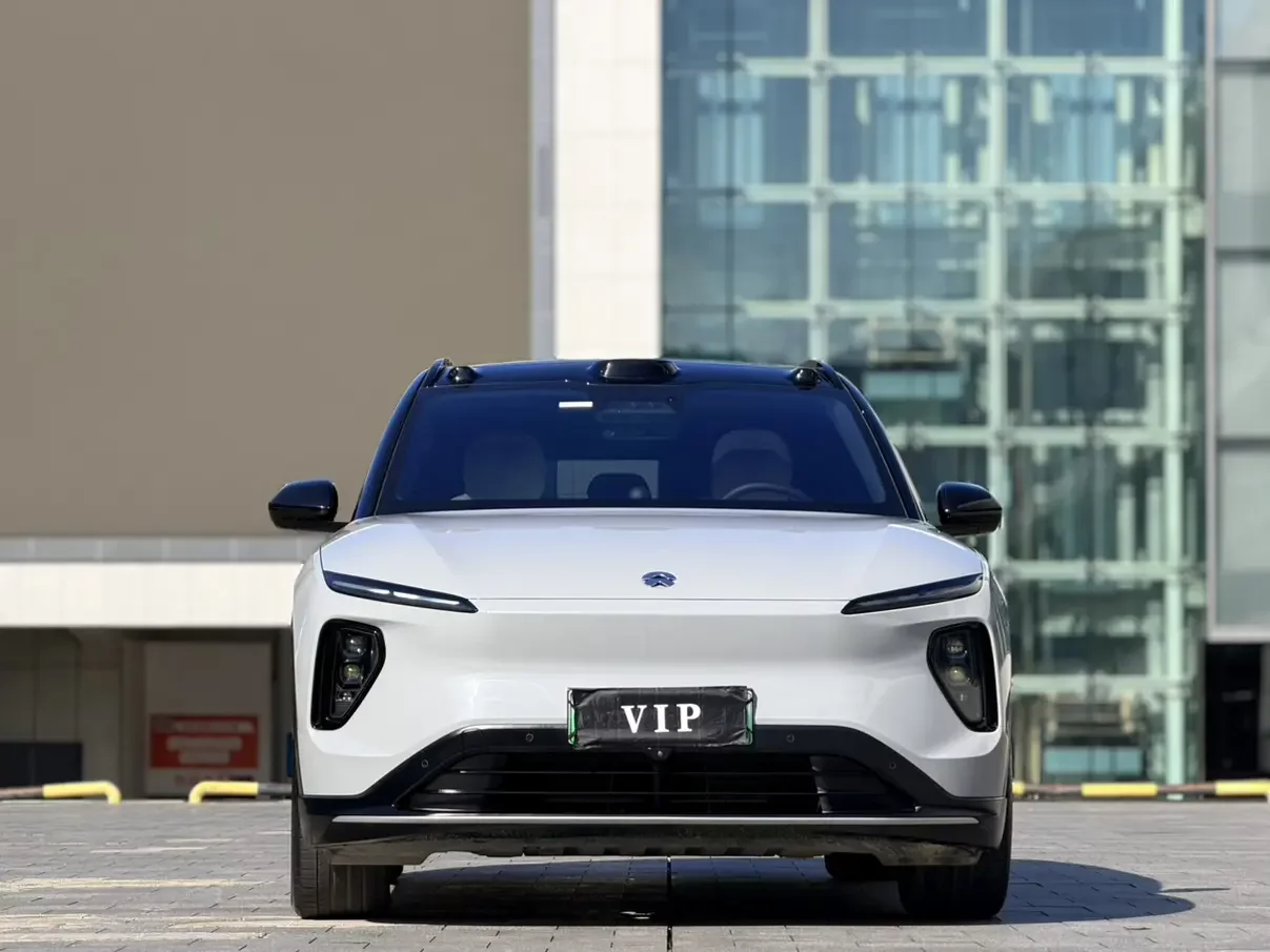 NIO ES6
