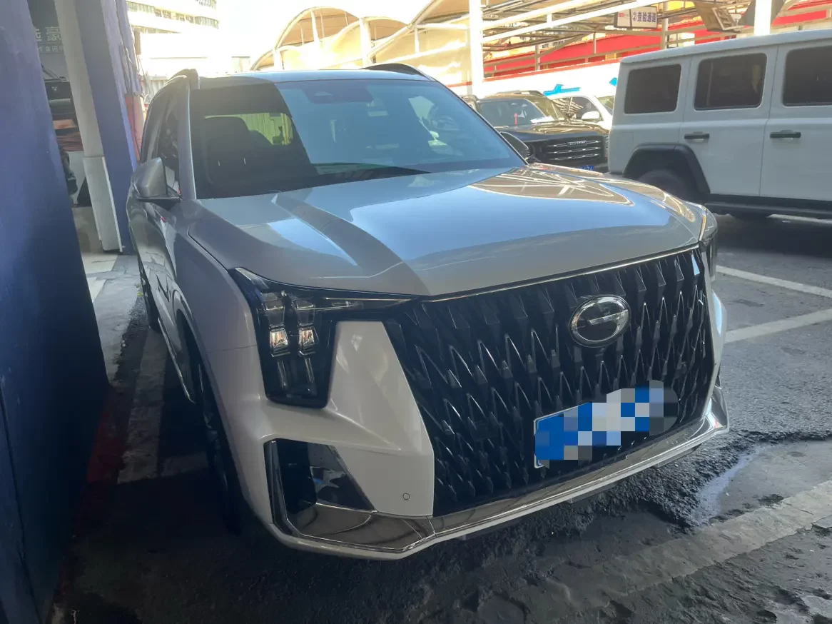 GAC Trumpchi GS8