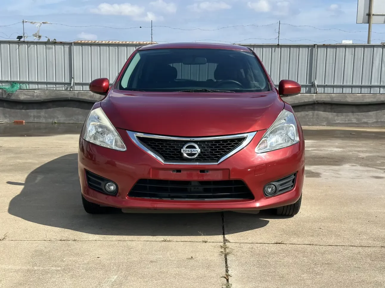 Nissan Tiida