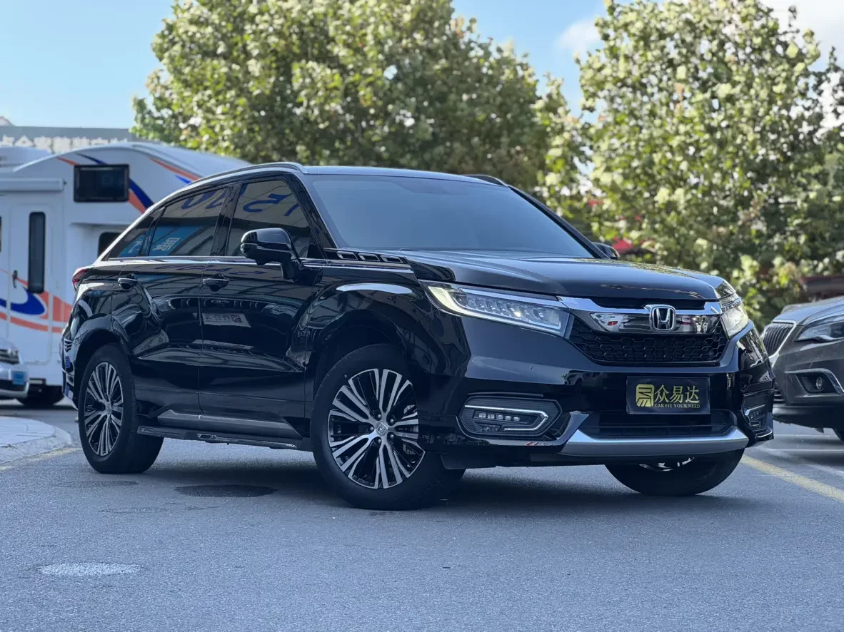 Honda Avancier (Crown Road)