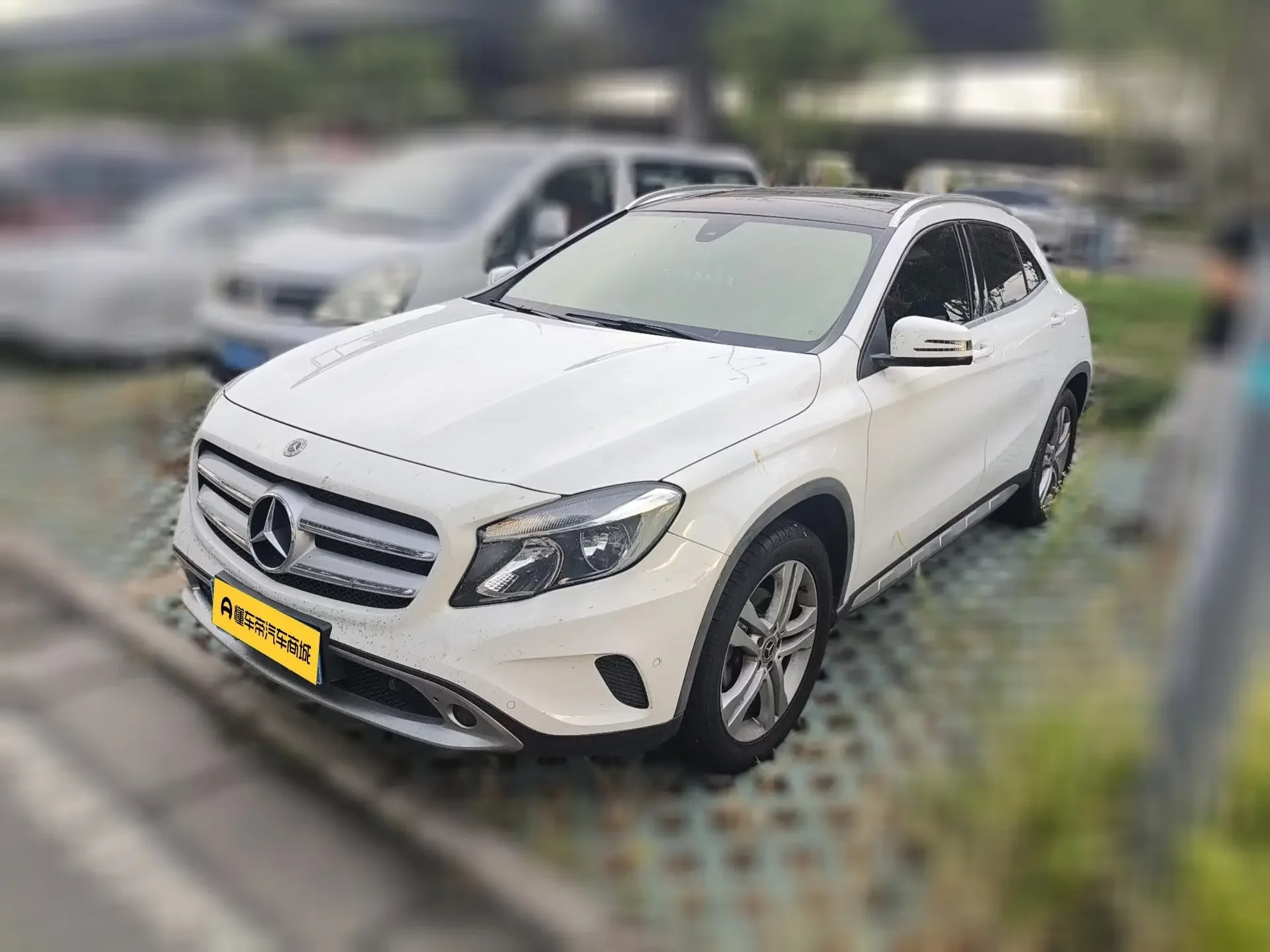 Mercedes-Benz GLA