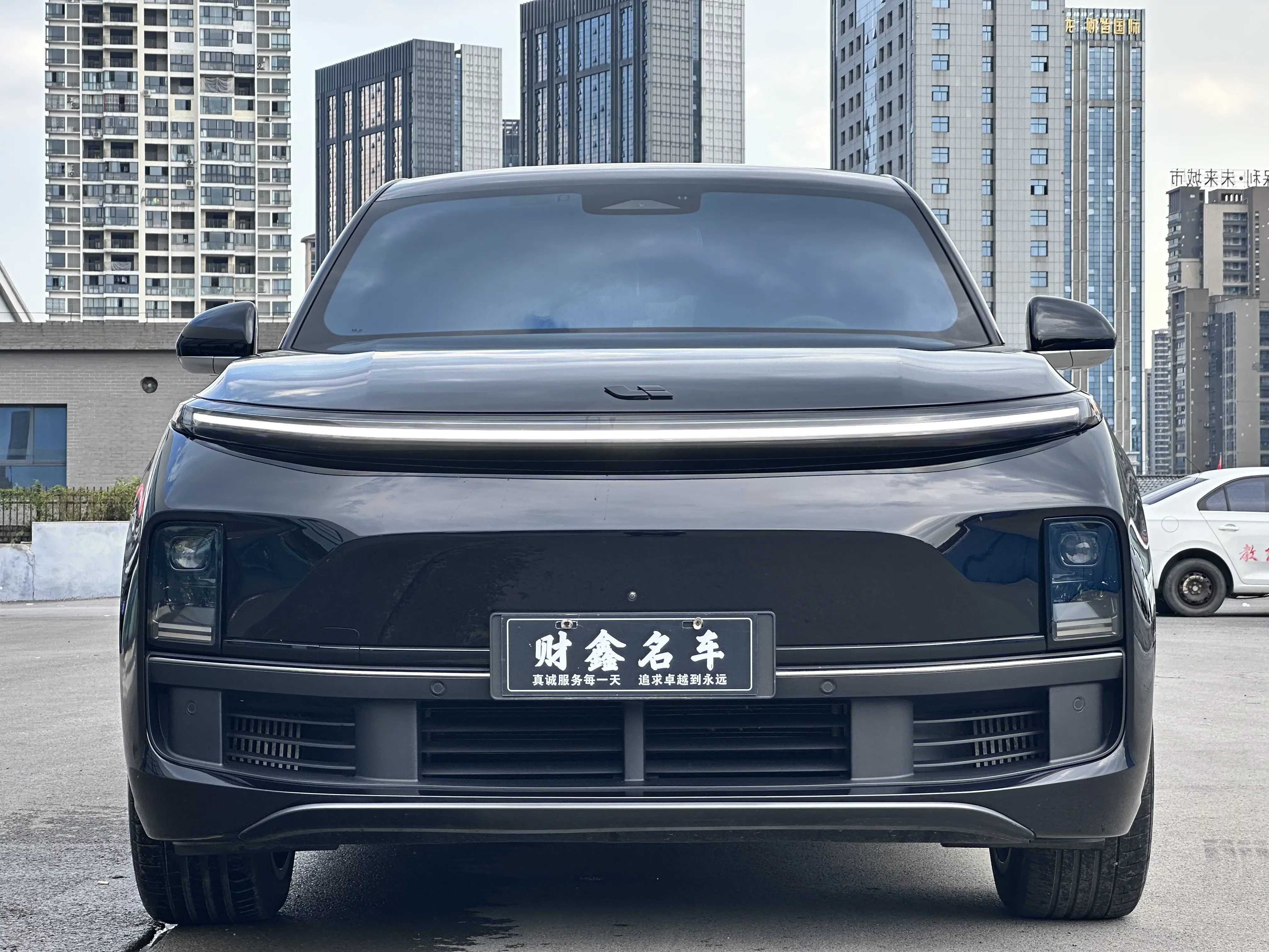 Li L9 (Ideal L9)