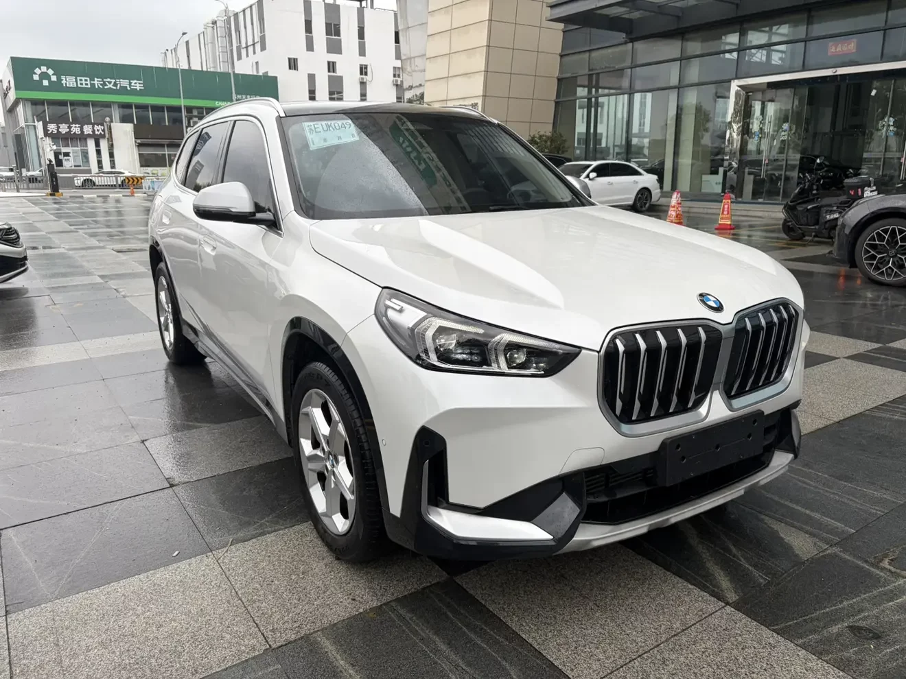 BMW X1