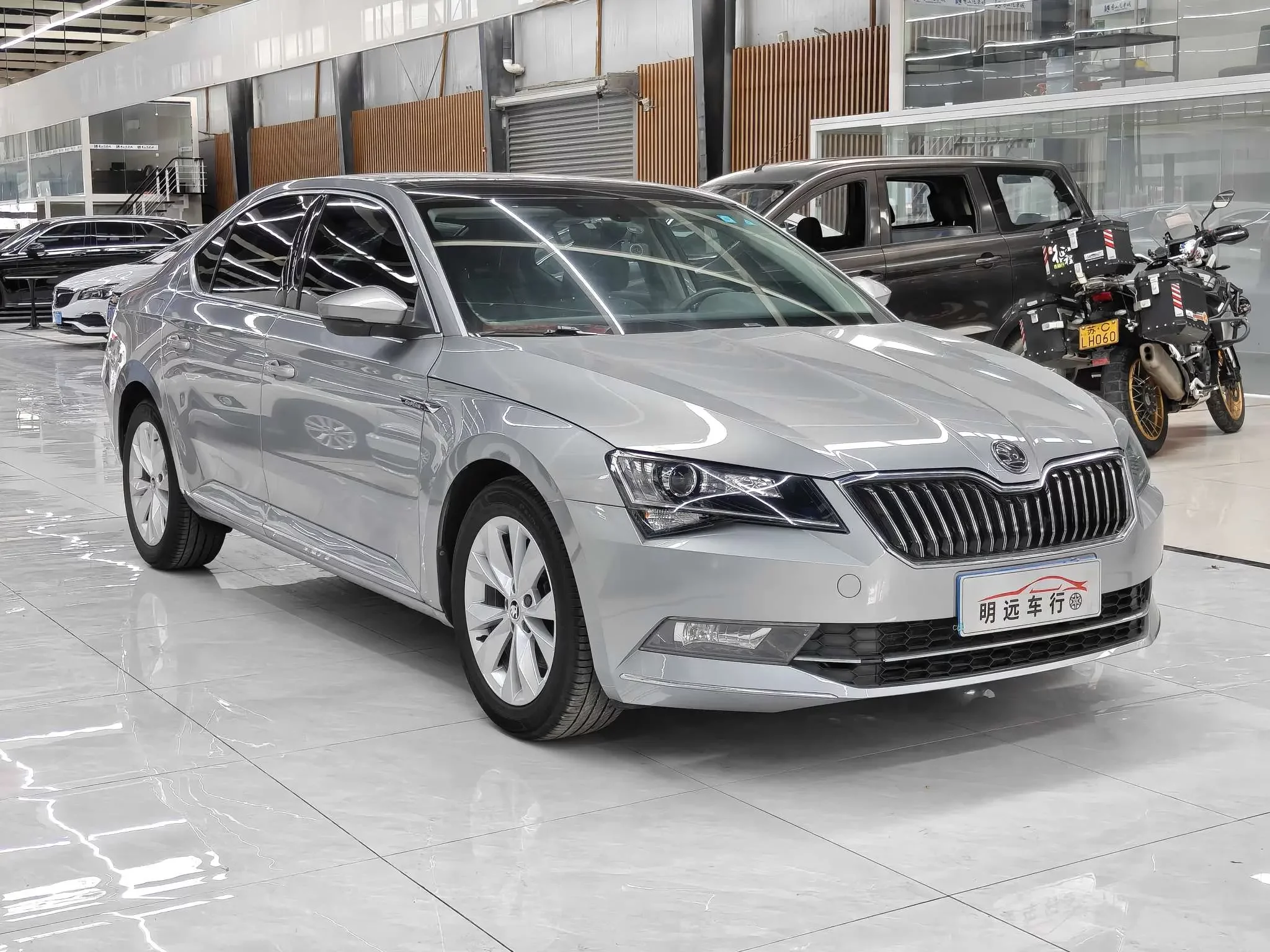 Skoda SuperB