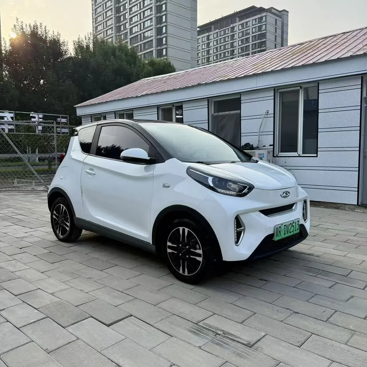 Chery QQ eQ1 (little ant)
