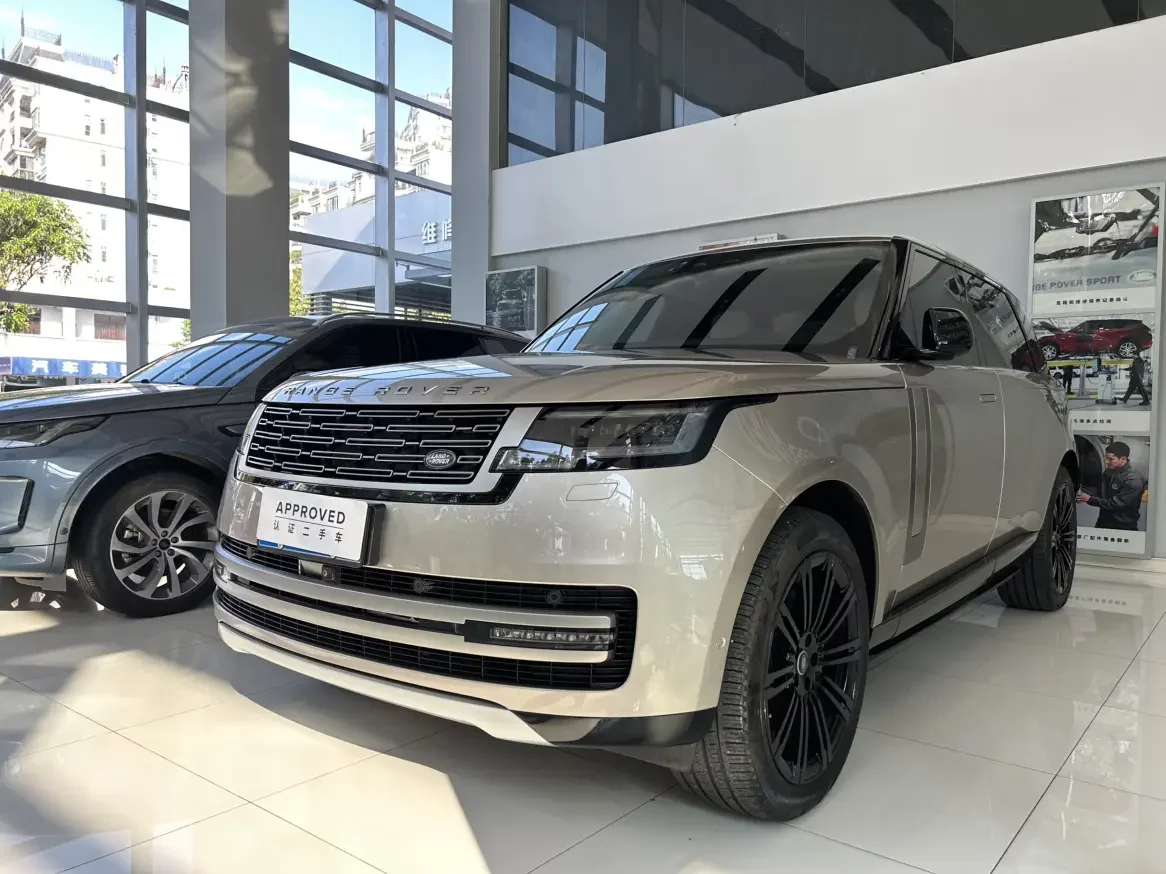 Land Rover range rover