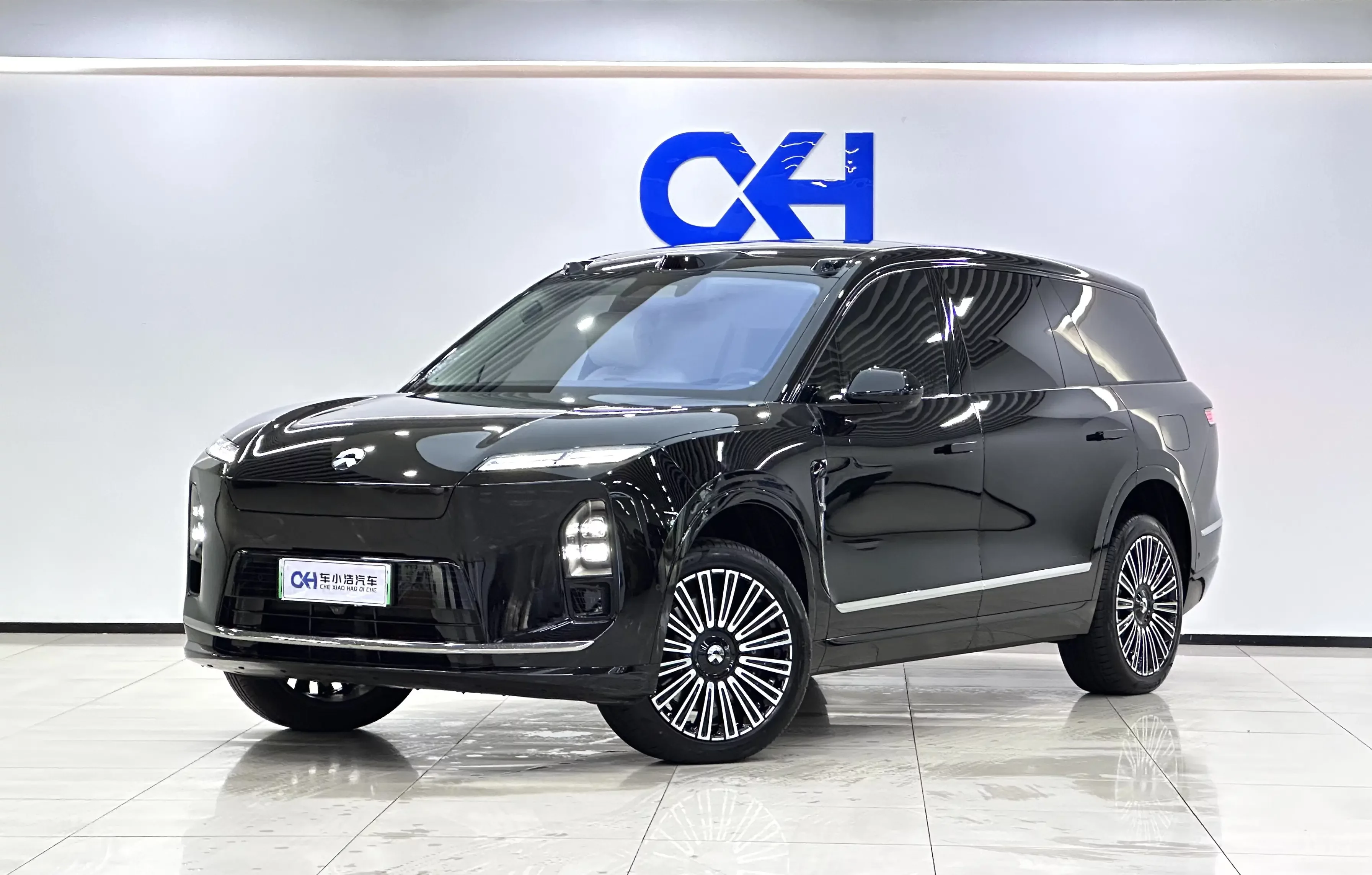 NIO ES8