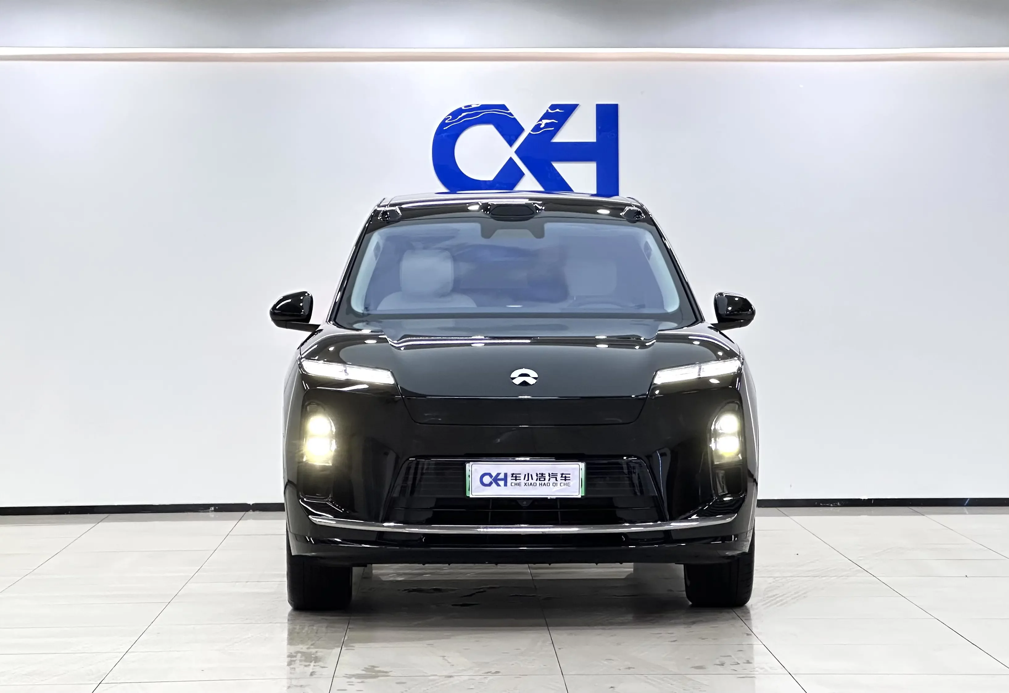 NIO ES8
