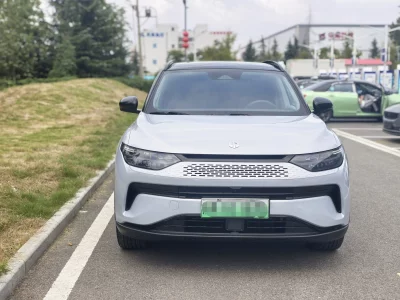 Leapmotor C11