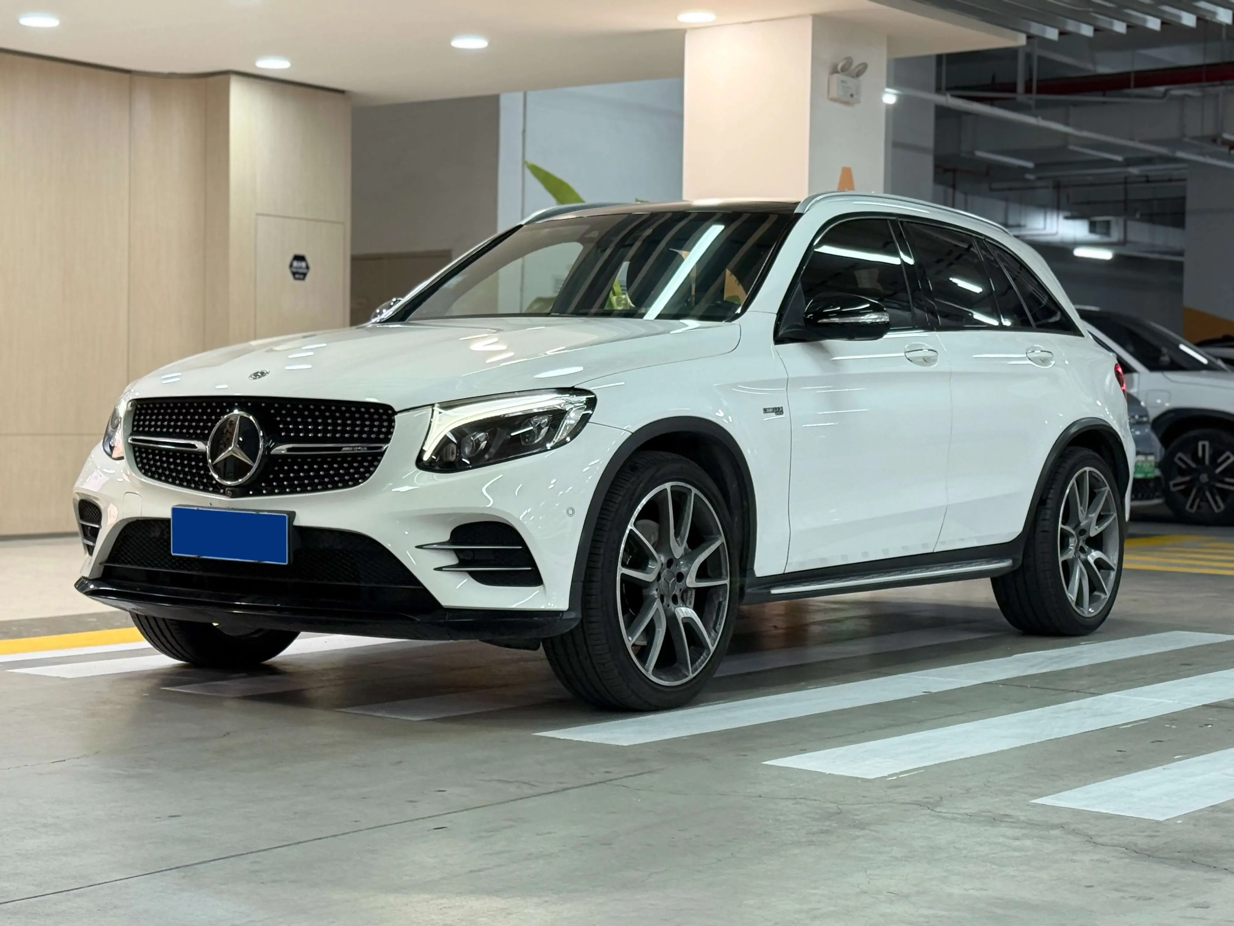 Mercedes-Benz GLC AMG