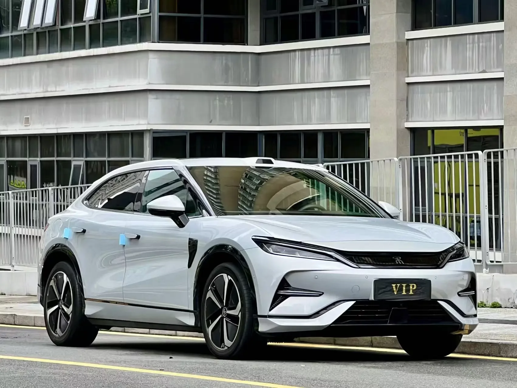 BYD Song L EV