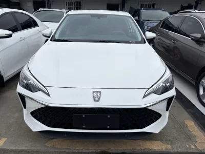 Roewe i5