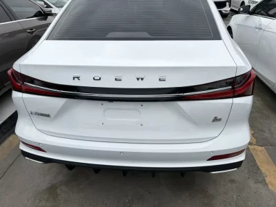 Roewe i5