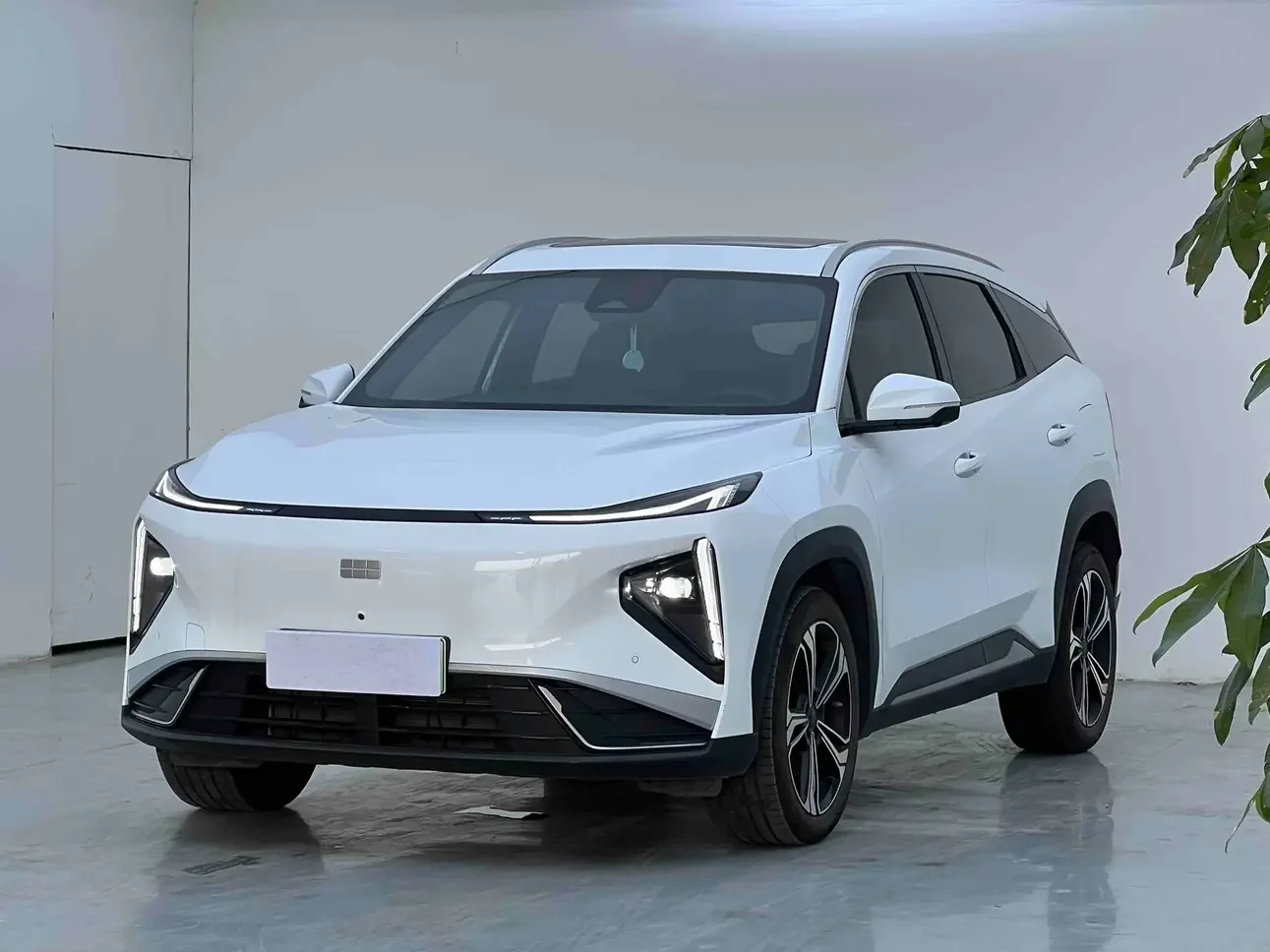 Geely Galaxy L7