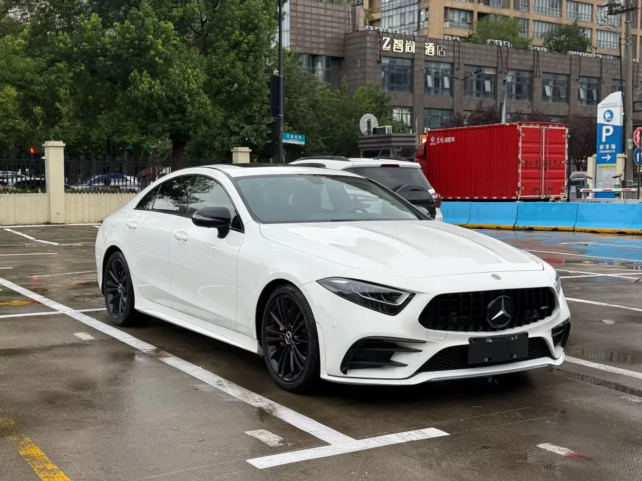 Mercedes-Benz CLS