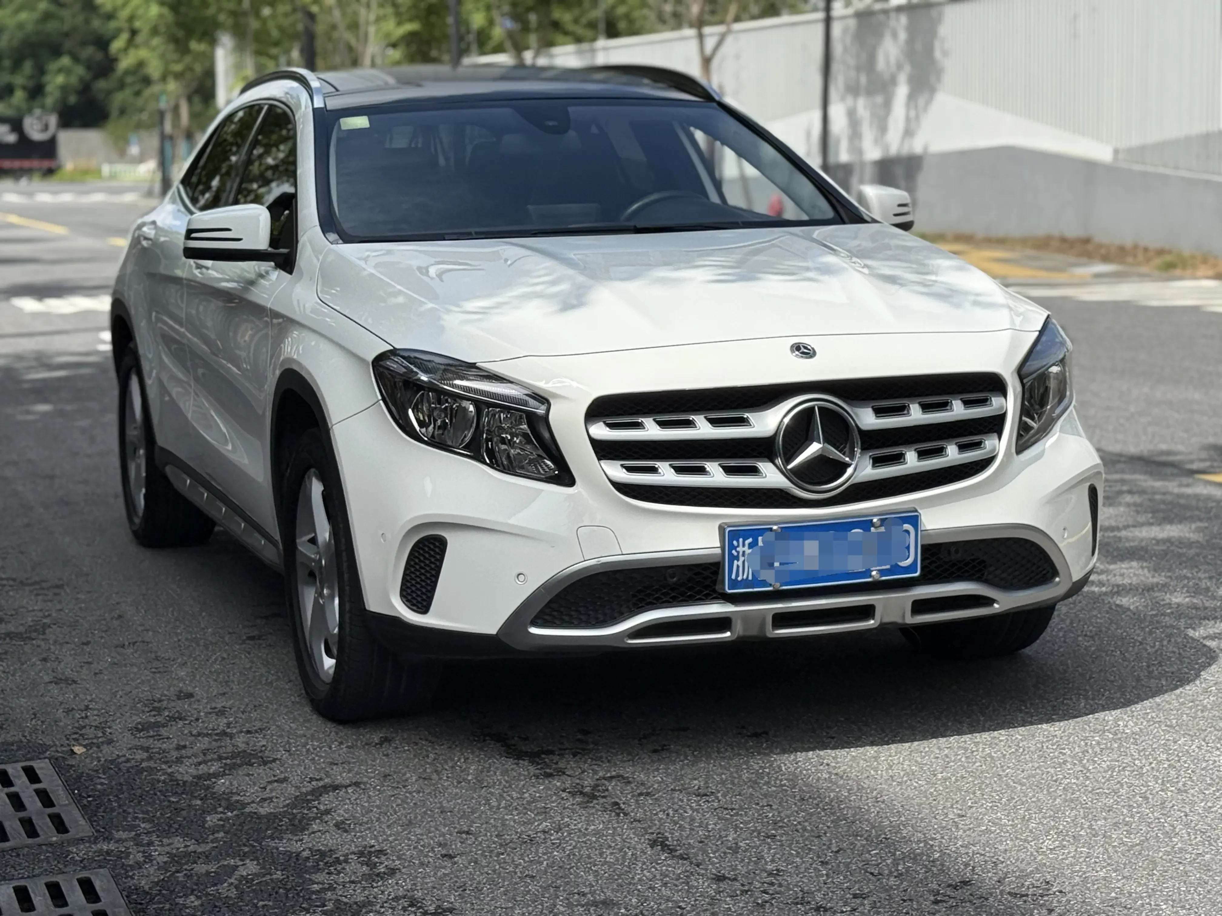 Mercedes-Benz GLA