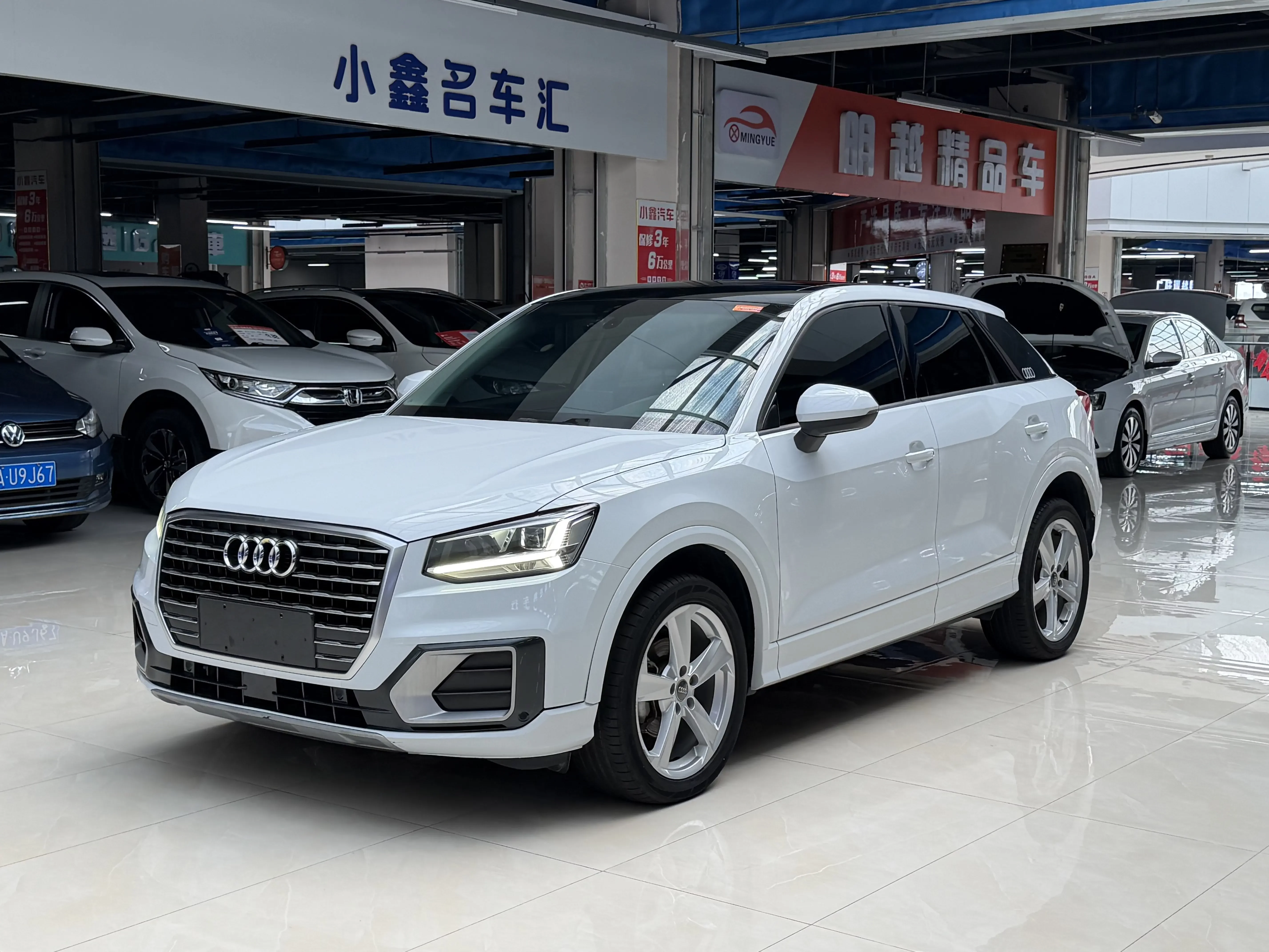 Audi Q2L