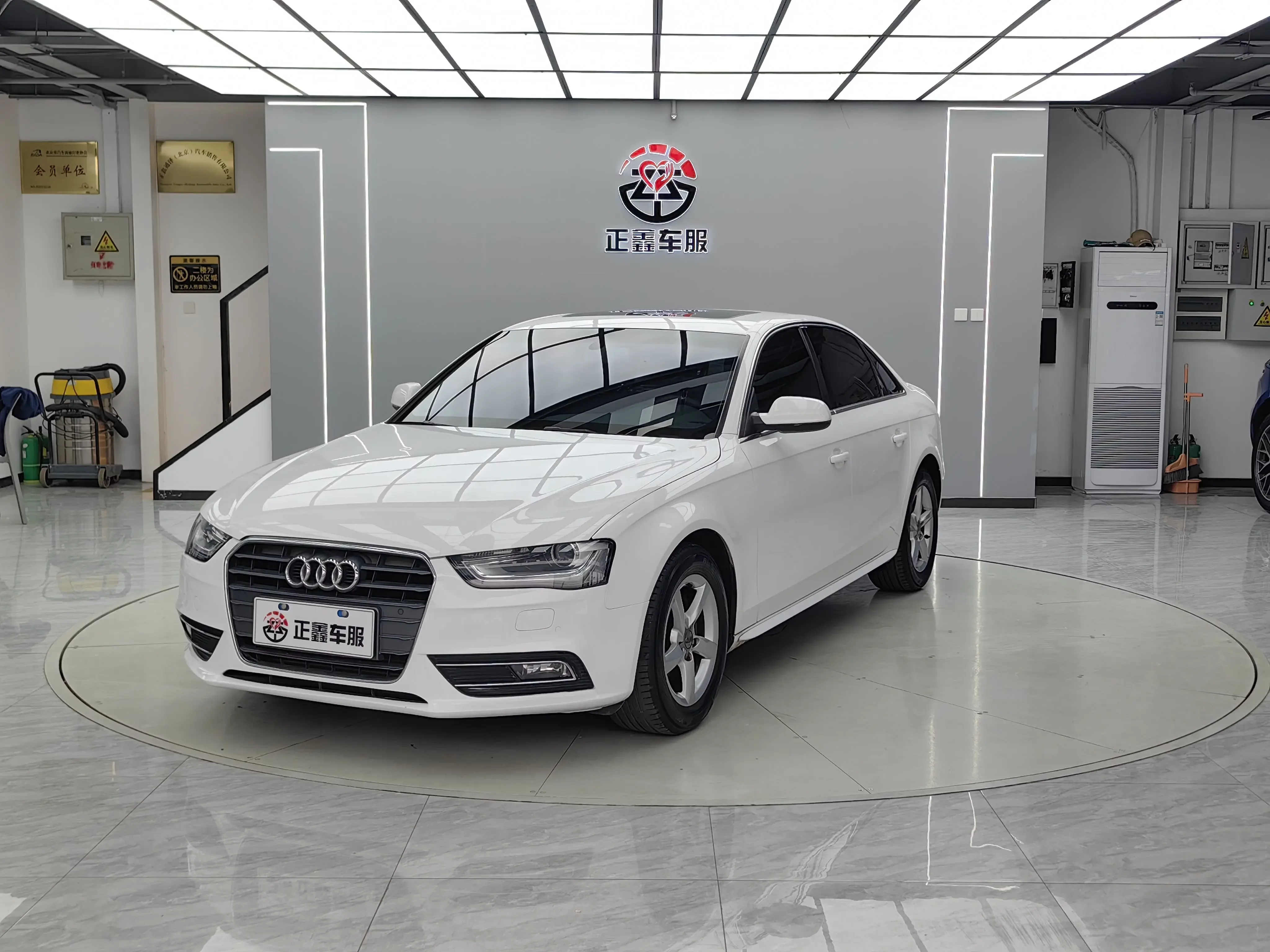 Audi A4L