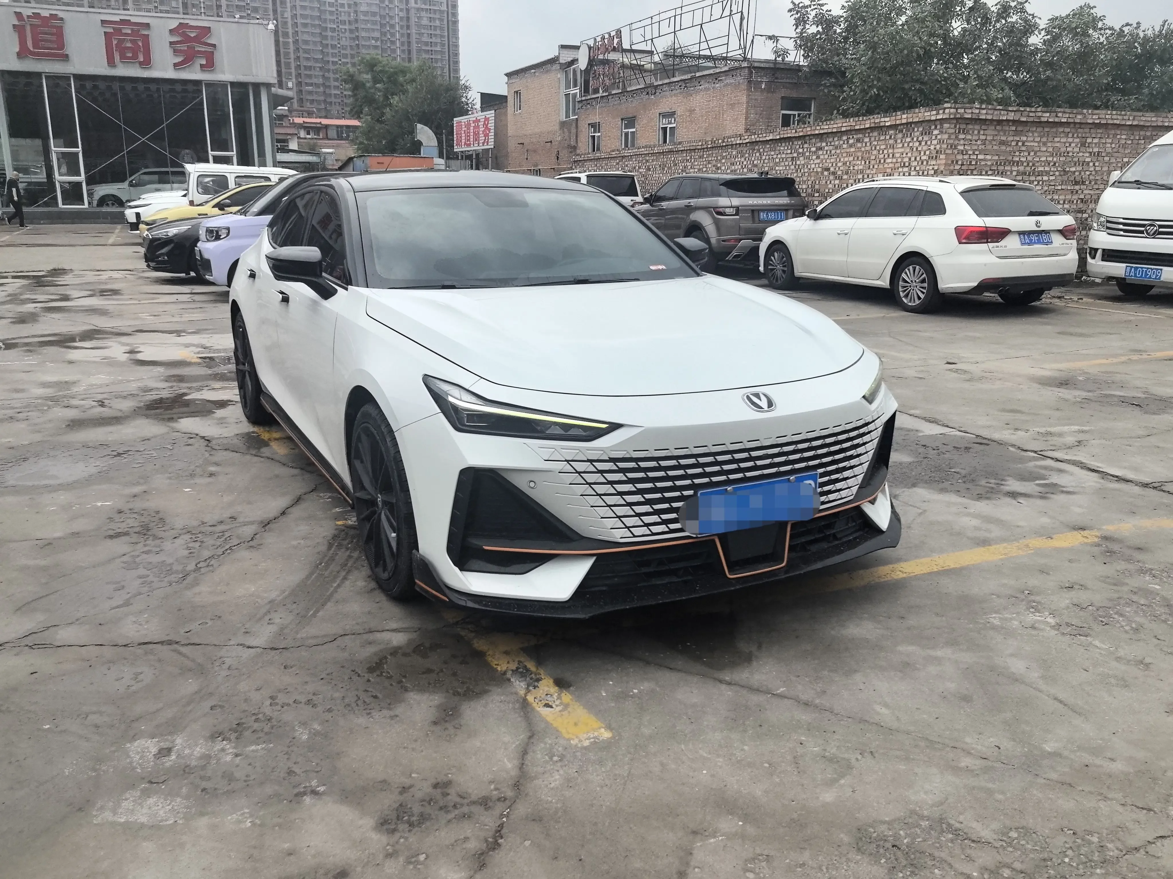 Changan UNI-V